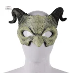 Masque japonais aux traits de diable