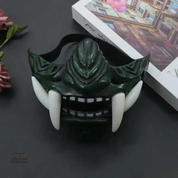 Masque japonais, accessoire de mode inspiré de la culture asiatique
