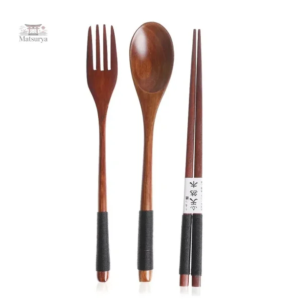 Couverts en bambou pour cuisine japonaise