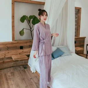 Pyjama Japonais Femme avec design élégant