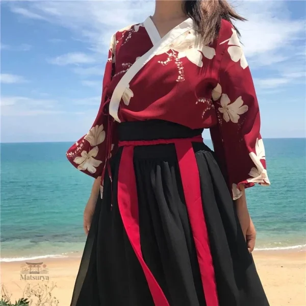Robe Japonaise Femme avec motifs inspirés de la culture nippone