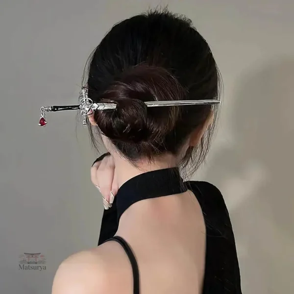 Épingle à cheveux épée traditionnelle
