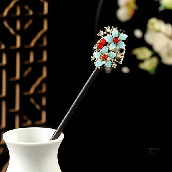 Épingle à cheveux japonaise, allie tradition et élégance