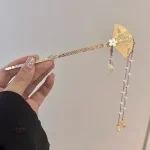 Accessoire traditionnel japonais pour coiffure raffinée