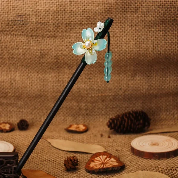 Épingle traditionnelle japonaise à motif floral