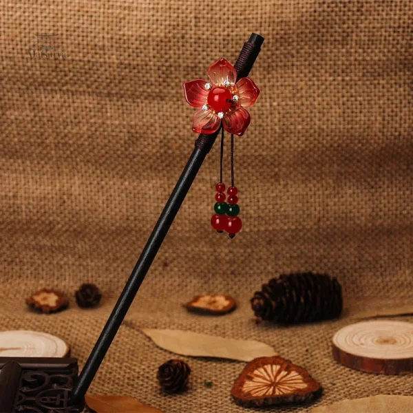 Accessoire capillaire japonais à fleurs
