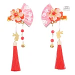 Accessoire japonais pour cheveux avec pompon