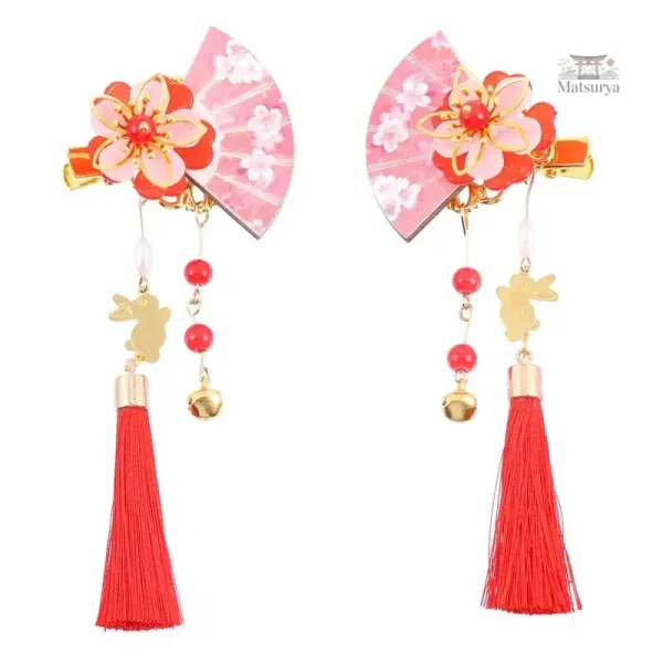Accessoire japonais pour cheveux avec pompon