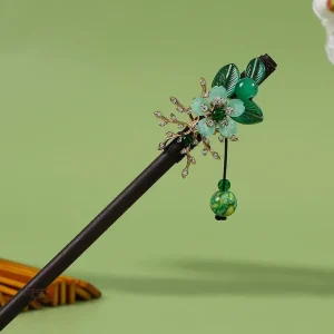 Accessoire de cheveux japonais en design traditionnel