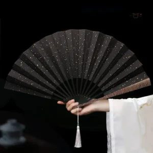 Éventail artisanal japonais, motif feuilles d'or
