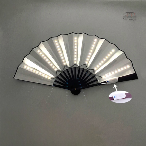Éventail japonais à lumière LED