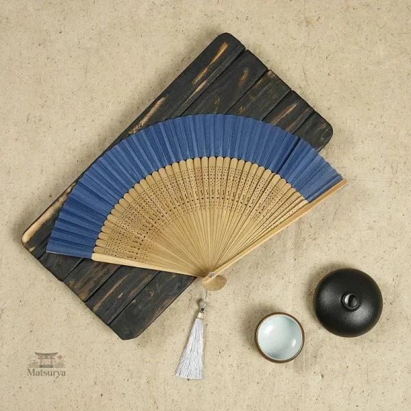 Éventail ancien japonais, artisanat raffiné