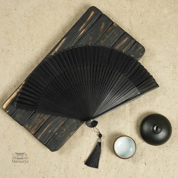 Éventail ancien, pièce de collection japonaise