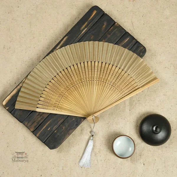 Éventail japonais traditionnel, culture et art