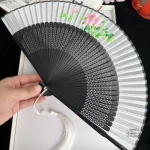 Éventail japonais pliant