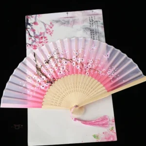 Éventail japonais avec motif de fleurs de Sakura