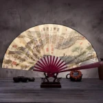 Éventail Japonais Rétro en design élégant et traditionnel