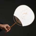 Éventail japonais uchiwa à emporter partout