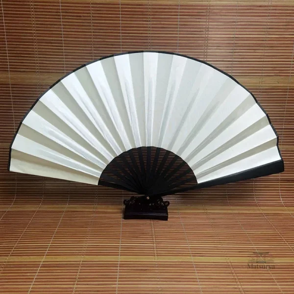 Éventail japonais uni, idéal pour la décoration et l'usage quotidien