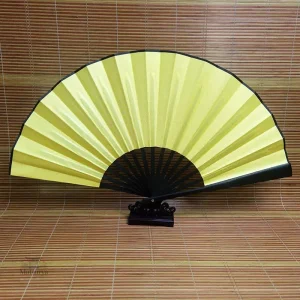 Accessoire japonais, éventail simple et chic