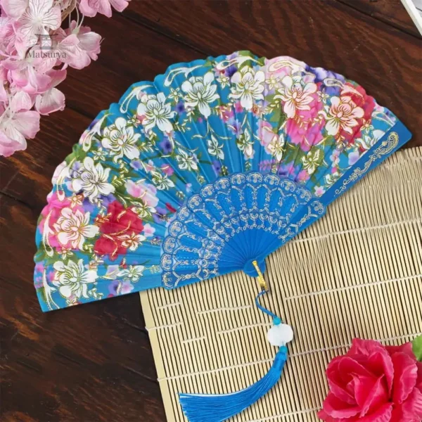 Éventail vintage japonais coloré pour décoration