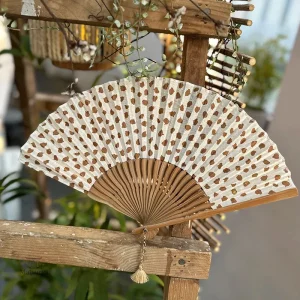Éventail sensu en papier décoratif
