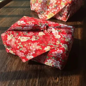 Furoshiki Japonais Fleurs en tissu coloré