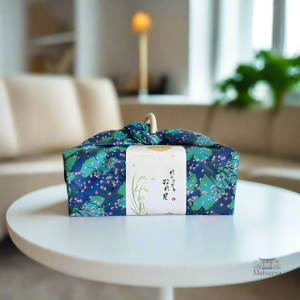 Furoshiki japonais fleurs de sakura élégant et coloré