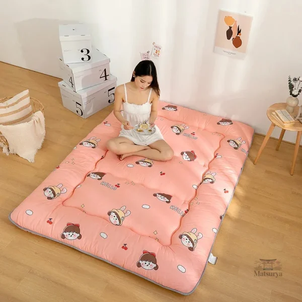 Futon polyvalent pour la maison