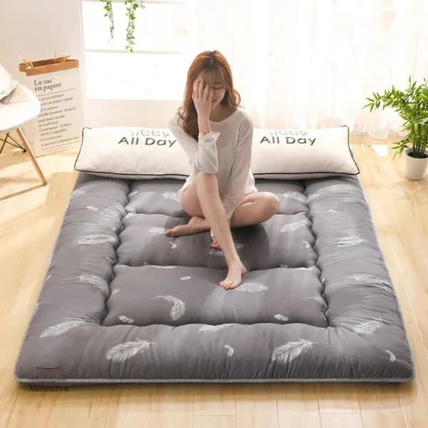 Futon léger pour un rangement facile