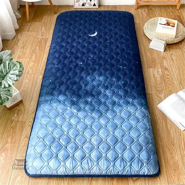 Futon enfant coloré agréable