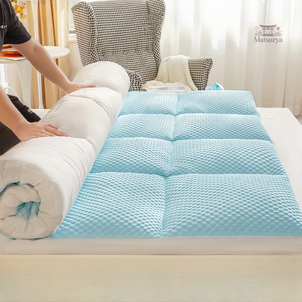 Futon pliable, design minimaliste