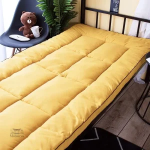 Matelas futon compact, idéal pour une chambre