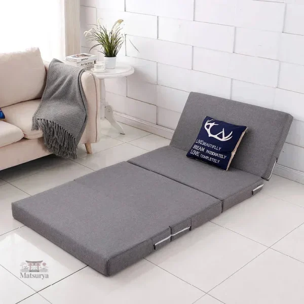 Futon pliant pratique pour invités occasionnels