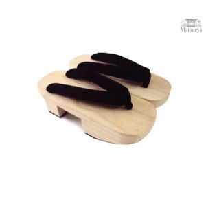 Geta japonaise en bois, traditionnelle et élégante