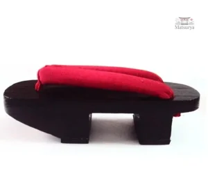 Sandale japonaise en bois, design authentique