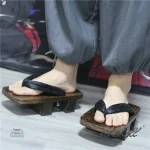 Geta été avec semelles en bois et lanières colorées