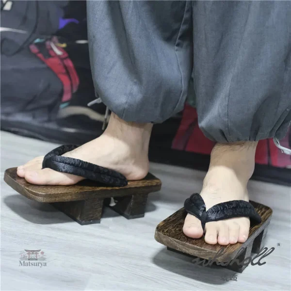 Geta été avec semelles en bois et lanières colorées