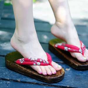 Geta en bois traditionnelle japonaise