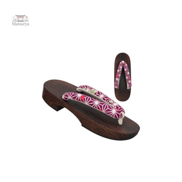 geta-japonaise-stylee-1 Geta japonaise stylée avec design traditionnel