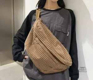 Accessoire mode : Grand Sac Banane Japonais en velours