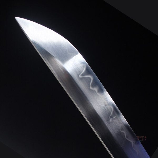 Katana, épée traditionnelle, culture japonaise