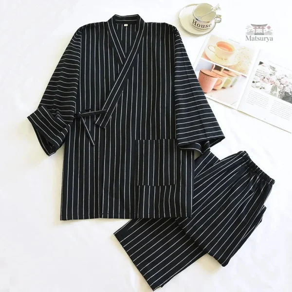 Vêtement Jinbei homme, confort et design à rayures