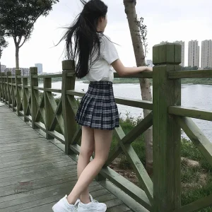 Jupe courte inspirée de la mode japonaise
