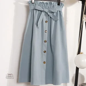 Jupe japonaise avec détails de boutons