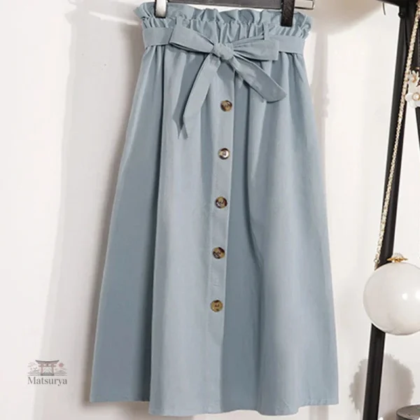 Jupe japonaise avec détails de boutons