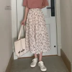 Jupe japonaise élégante à fleurs