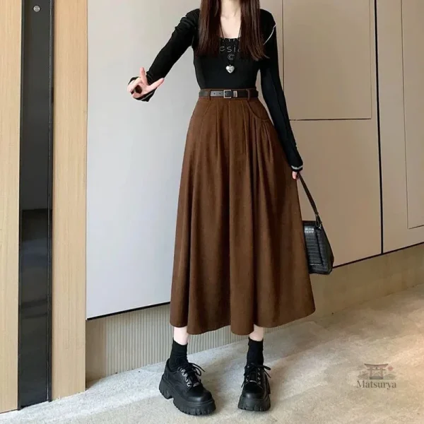 Style japonais : jupe velours côtelé pour femme