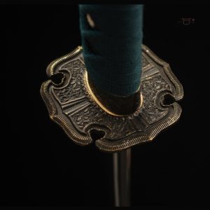 Élégant Katana Japonais, design traditionnel