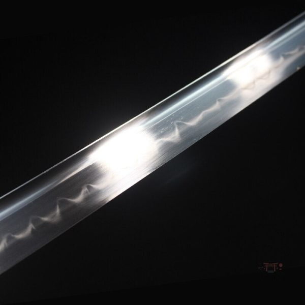 Katana Japonais, équilibre parfait et esthétique